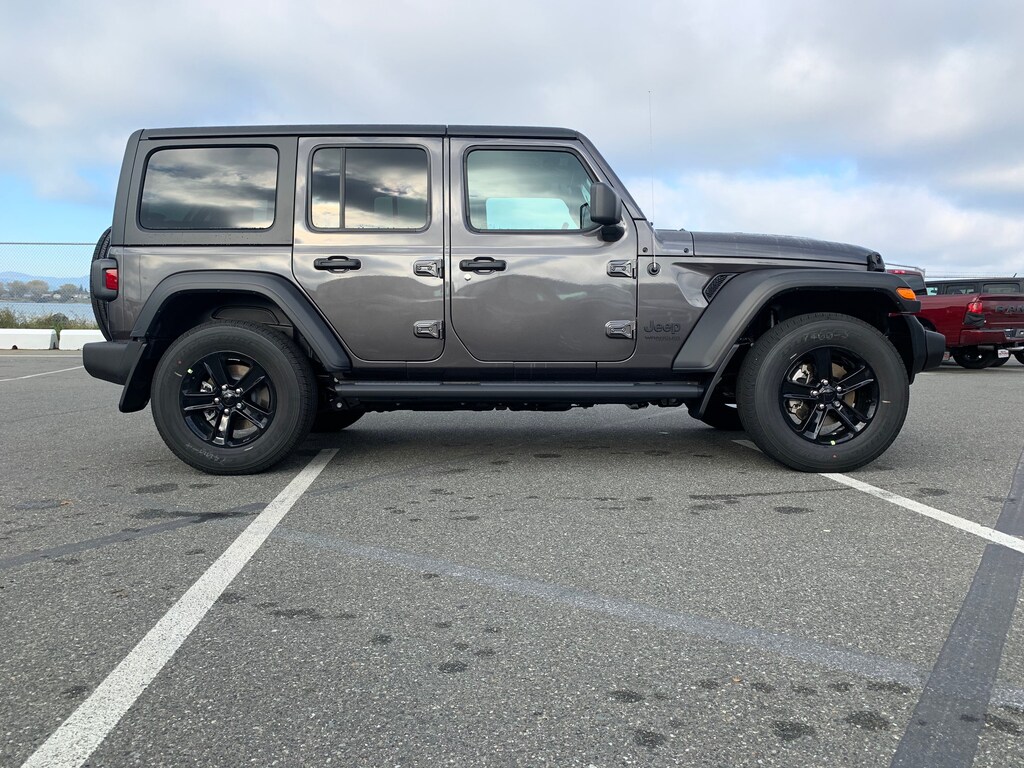 New 2020 Jeep Wrangler Unlimited Sport Altitude Sport Utility in 