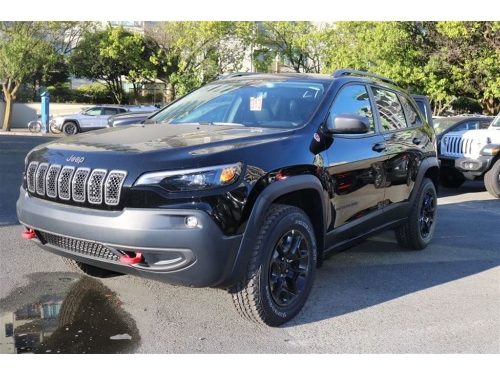 New 2019 Jeep Cherokee Trailhawk Sport Utility in Victoria #9CH14036 ...