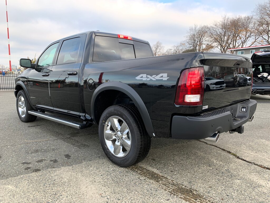 New 2019 Ram 1500 Classic SLT Truck in Victoria #9RA68998 | Harris Auto ...