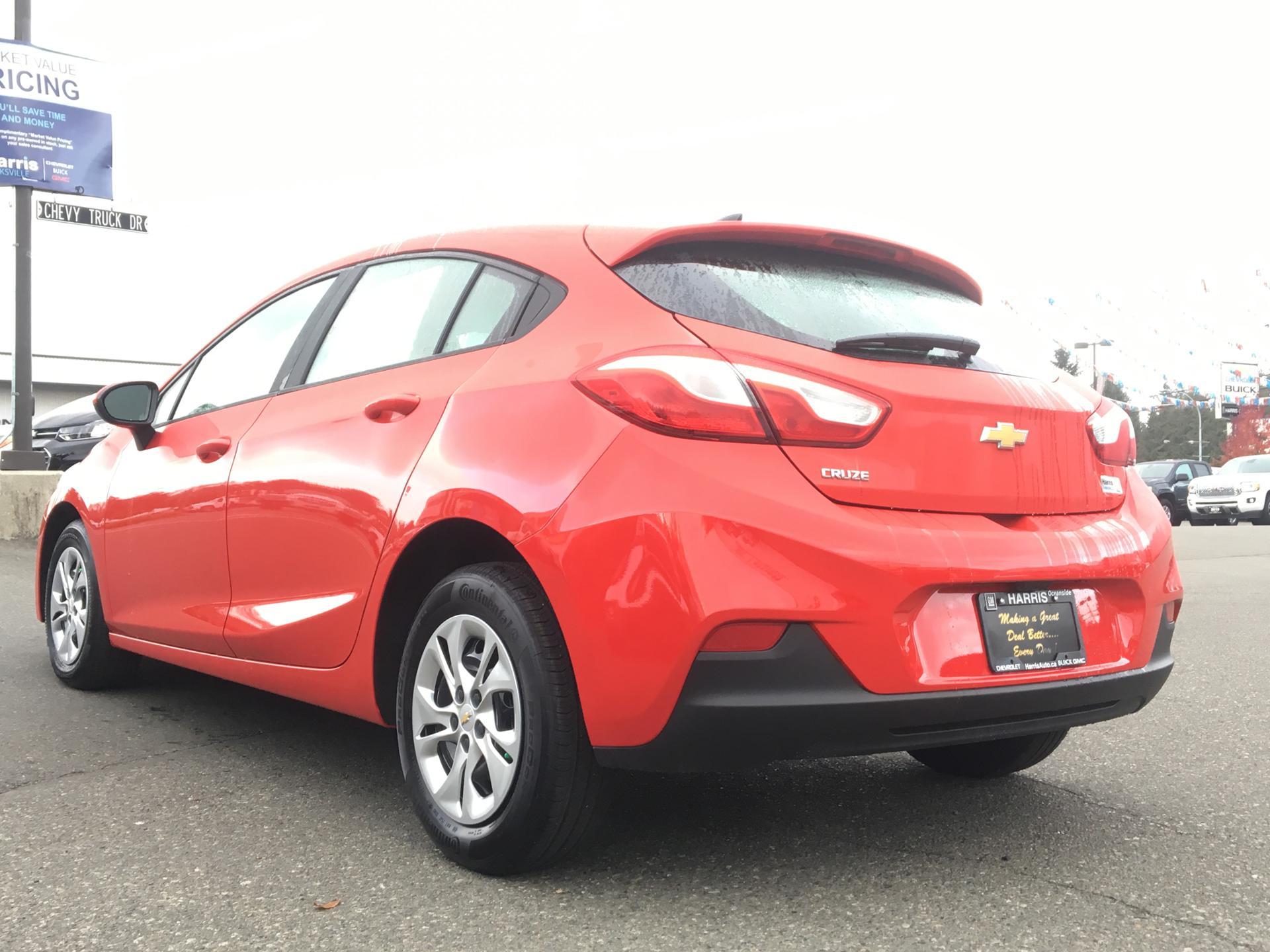 New 2019 Chevrolet Cruze LS Hatchback in Parksville #19040 | Harris